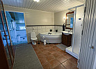 Bad, Wanne und Dusche