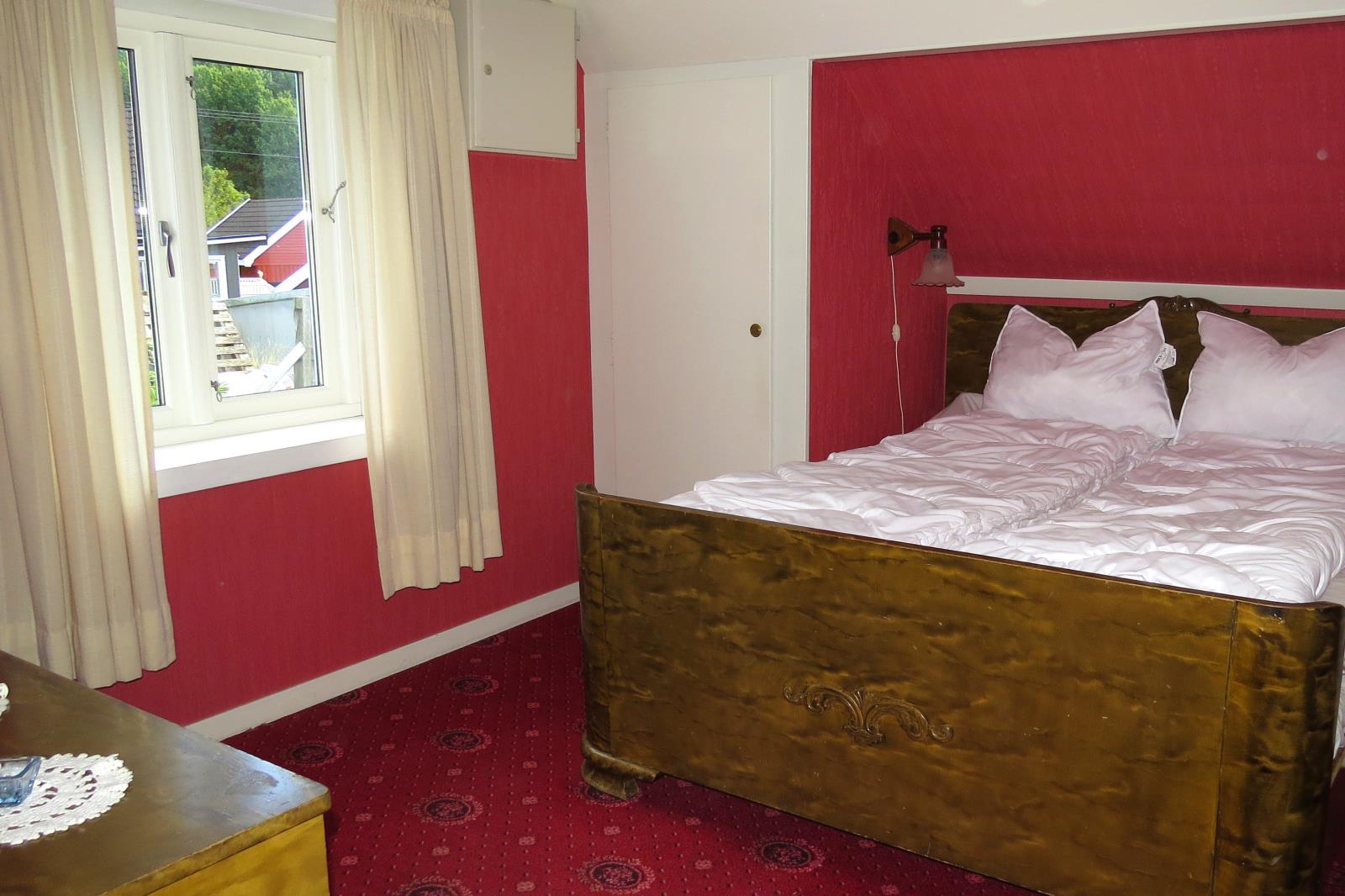 Schlafzimmer 4