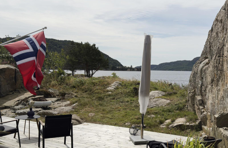 große Südterrasse mit Fjordblick