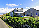 Im Vordergrund - das Haupthaus Villa Vidvanke, Ferien im Künstlerhaus