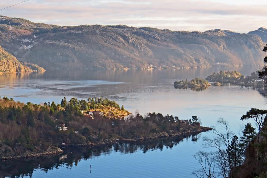 Blick auf Stolsfjorden Herbstbild