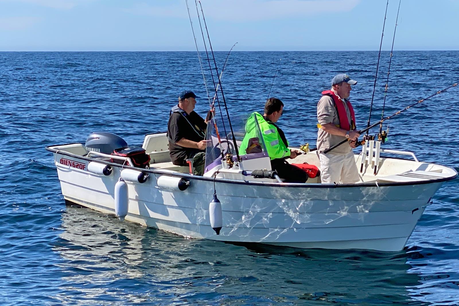 eines unserer Mietboote, Oien 620, 21 Fuß