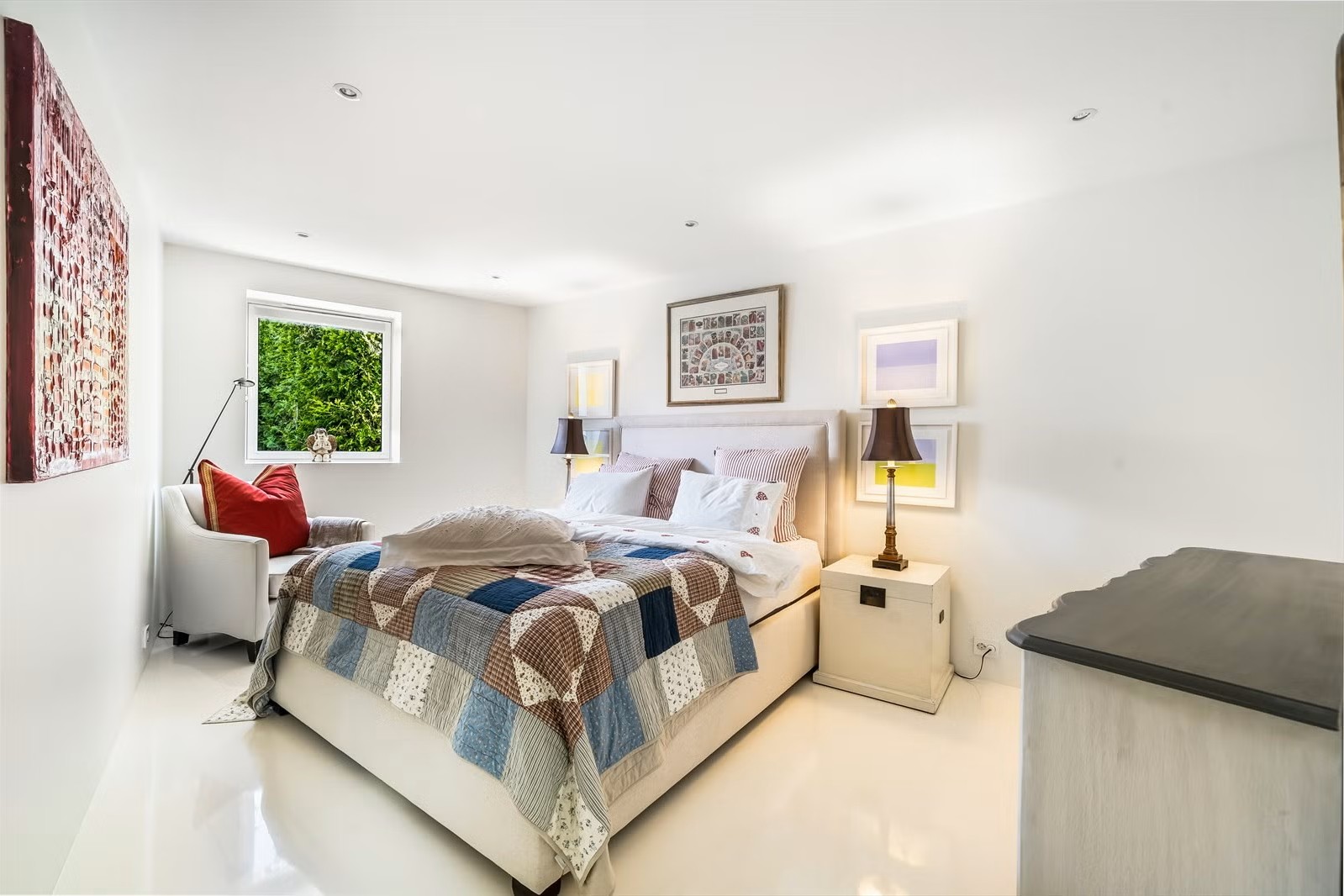 Schlafzimmer 1