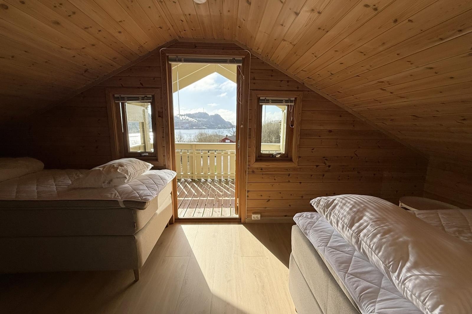 Schlafzimmer 5
