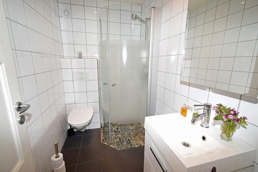 Duschbad EG