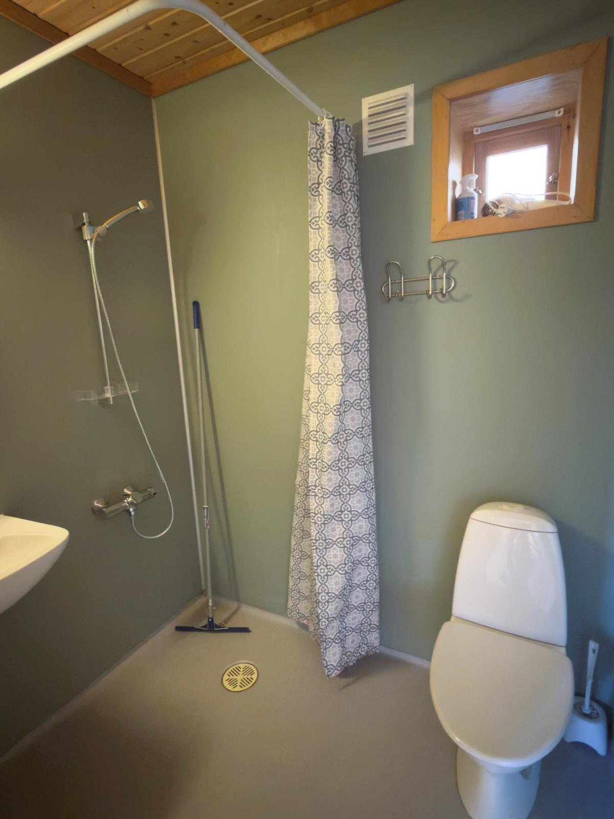 Duschbad mit WC